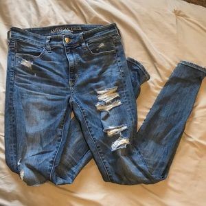 American Eagle Extra Long Ripped Jeans size 6